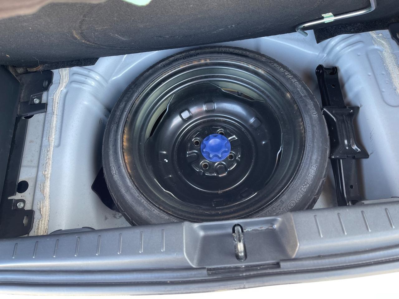 Toyota Yaris 1.0 3 porte Luxury pack