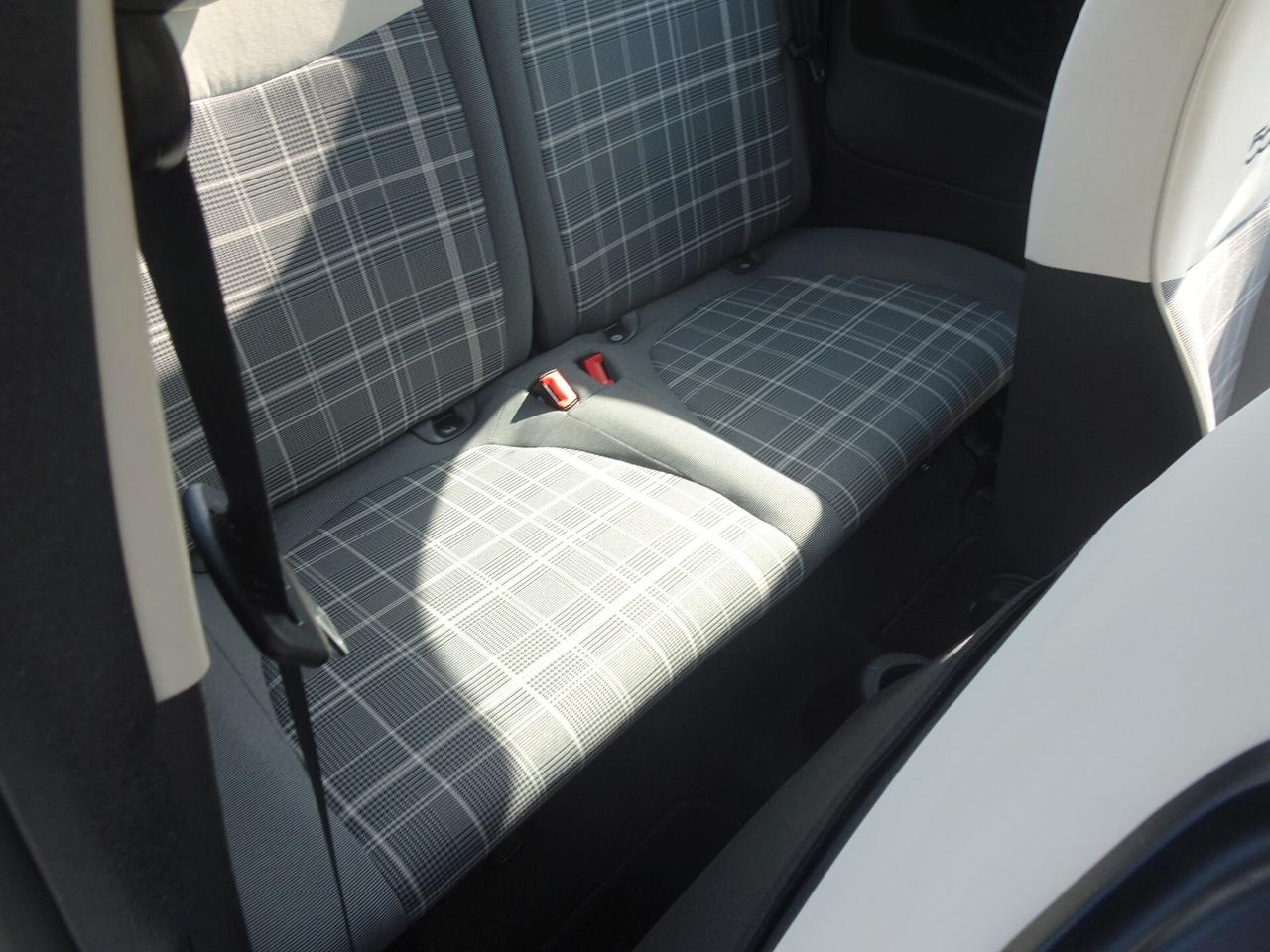 Fiat 500 MODELLO LOUNGE