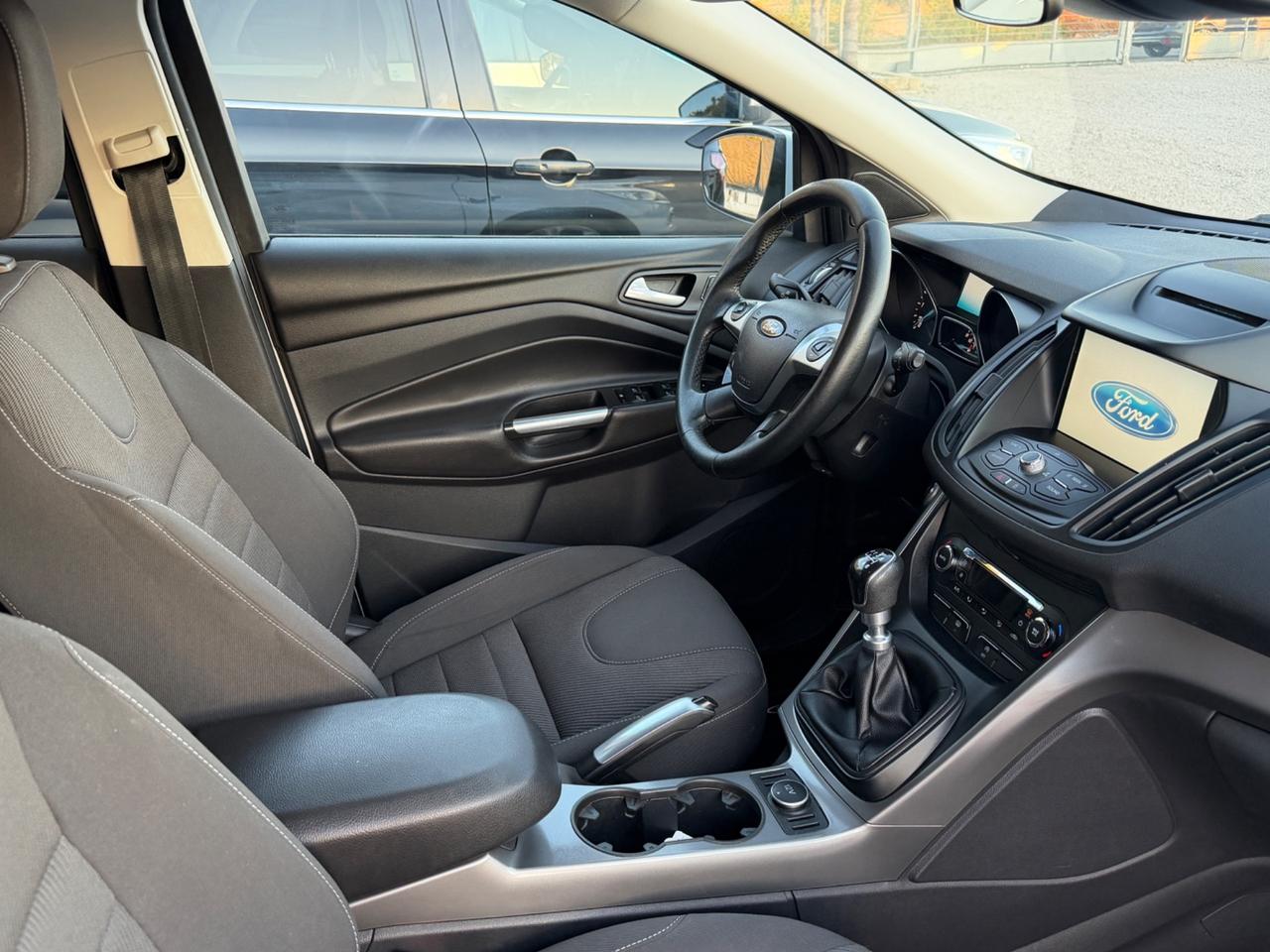 Ford Kuga 2.0 TDCI 120 CV S&S 2WD Titanium