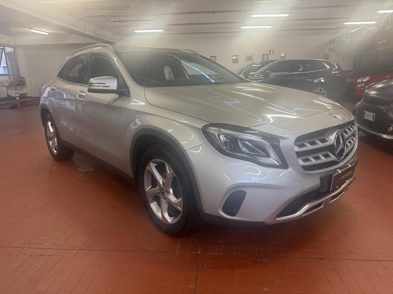 MERCEDES-BENZ GLA 180 d Sport auto UNICO PROPRIETARIO