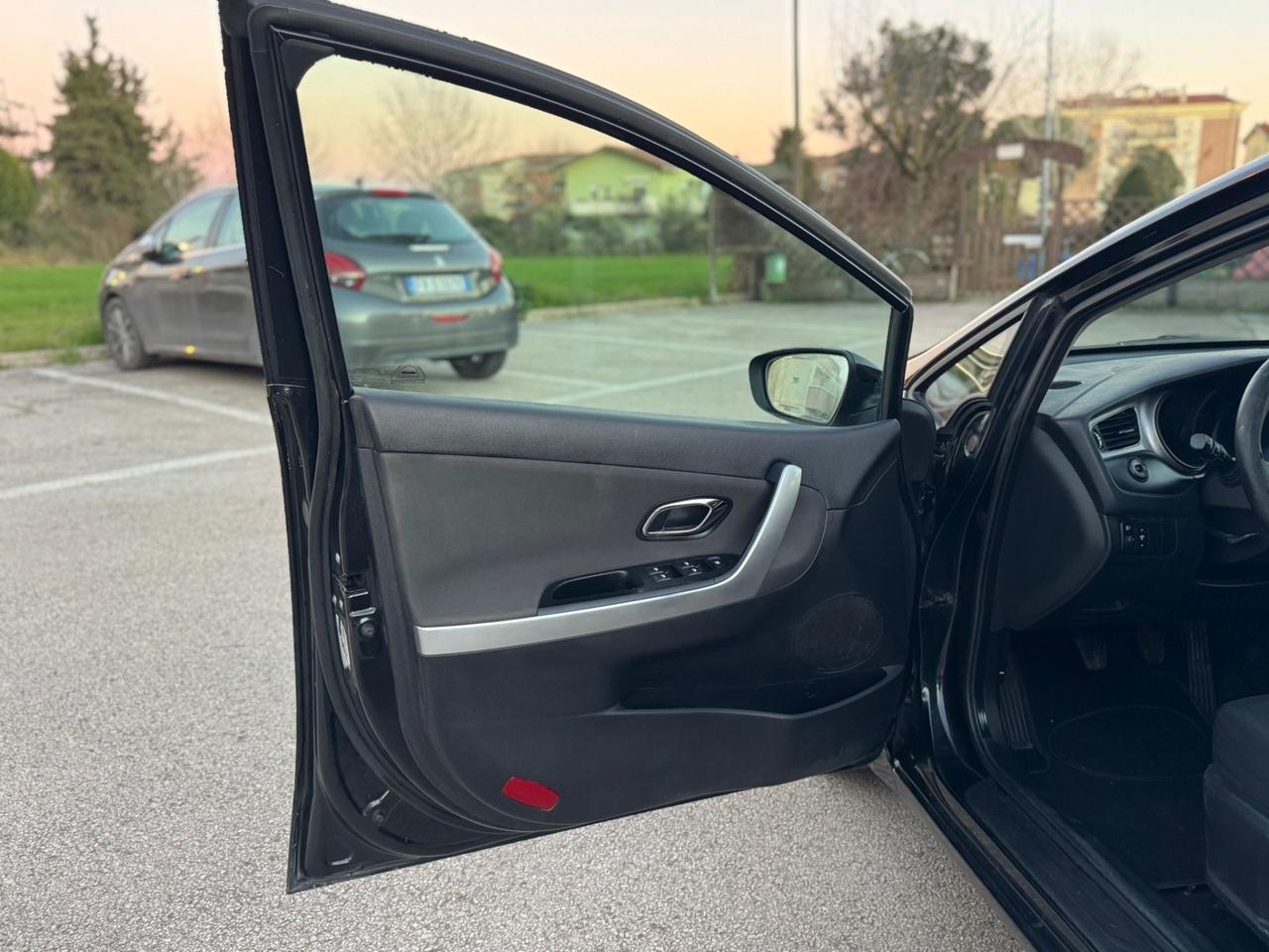 Kia Ceed 1.4 GPL SW Cool