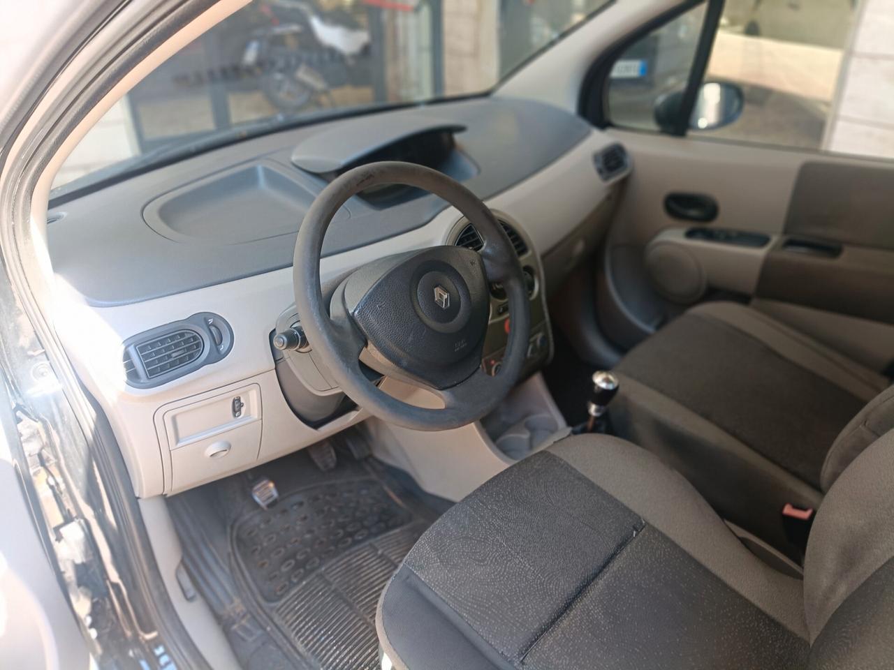 RENAULT MODUS 1.5 Diesel-"VISTA E PIACIUTA"-Euro890