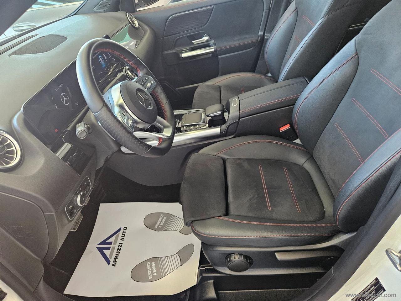 MERCEDES-BENZ GLA 180 d Automatic Premium