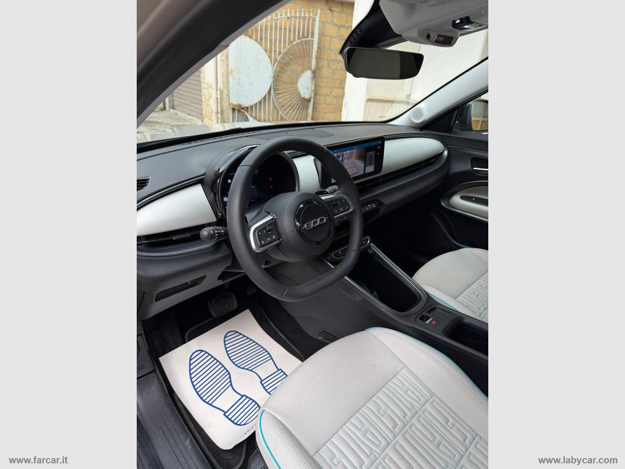 FIAT 600 Hybrid 110 CV DCT MHEV La Prima II