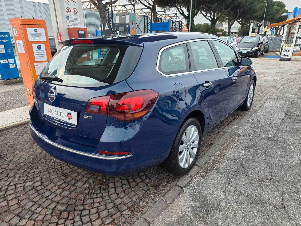 Opel Astra 1.7 CDTI 130CV EcoFLEX S&S Sports Tourer Cosmo