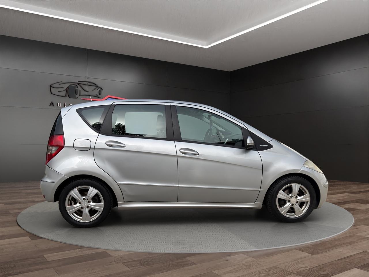Mercedes-benz A 170 BlueEfficiency Elegance Berlina