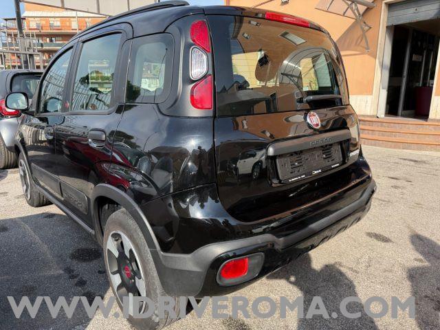 FIAT Panda Cross 1.0 FireFly S&S Hybrid "RED-EDITION" + GPL