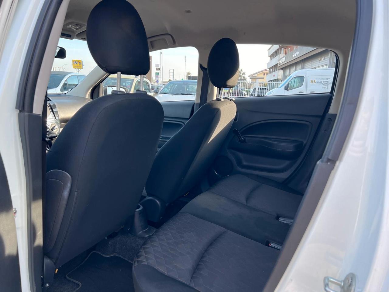 Mitsubishi Space Star 1.0 Intense SDA