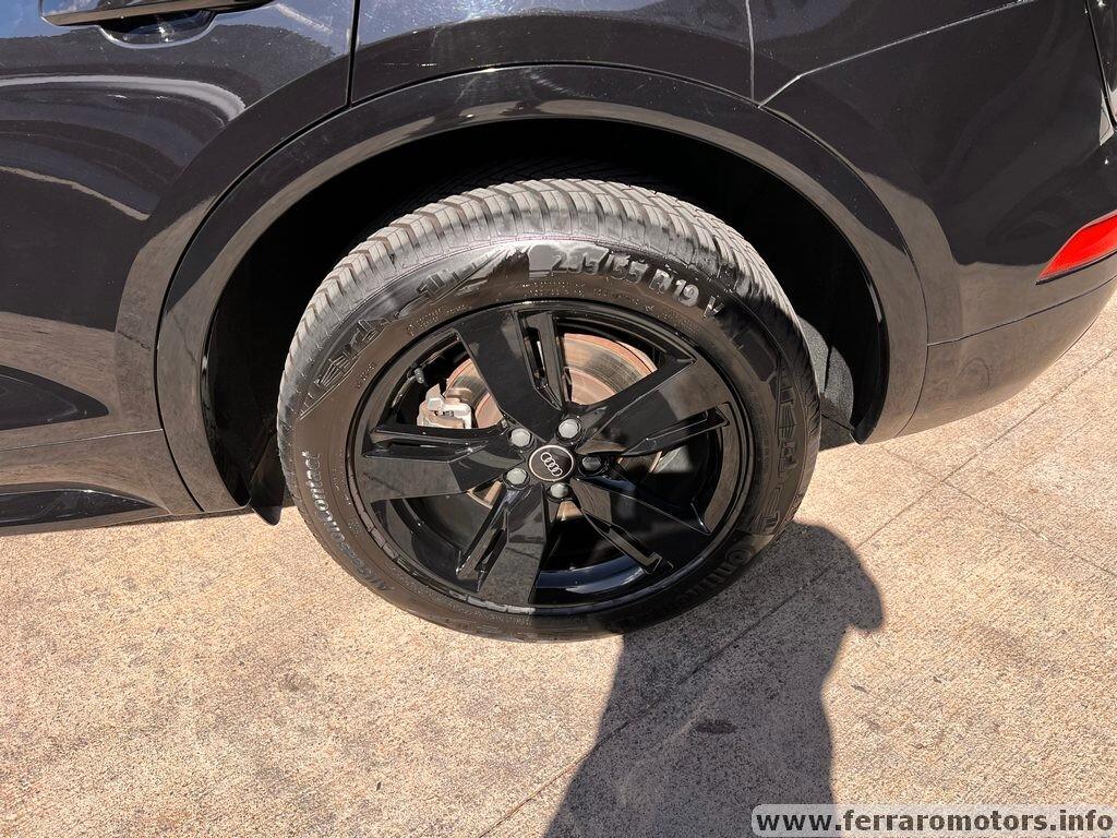 Audi Q5 2.0 TDI quattro S tronic Sport tua a soli 199 euro al mese senza anticipo