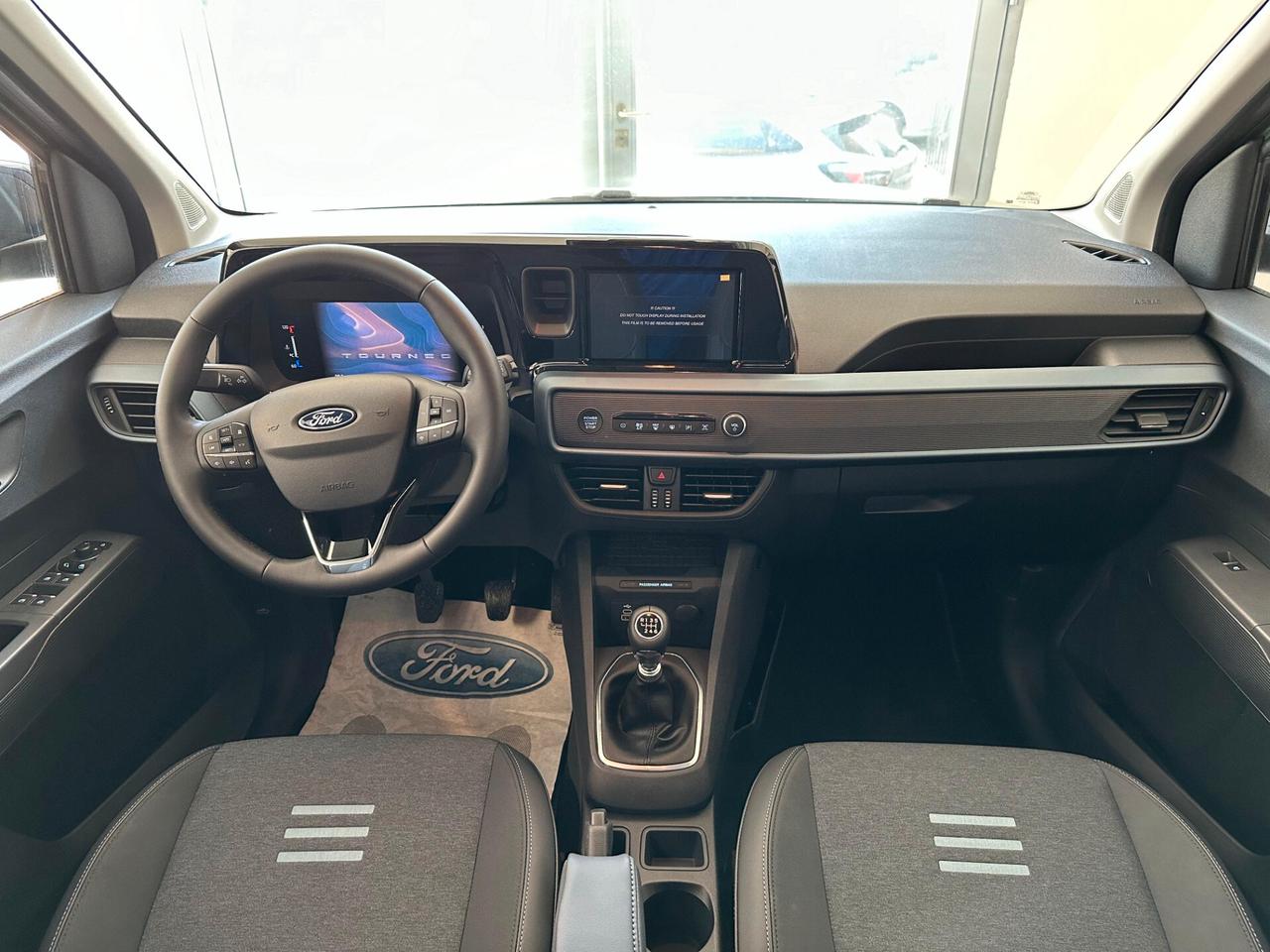 Ford Tourneo Courier 1.0 EcoBoost Powershift Active