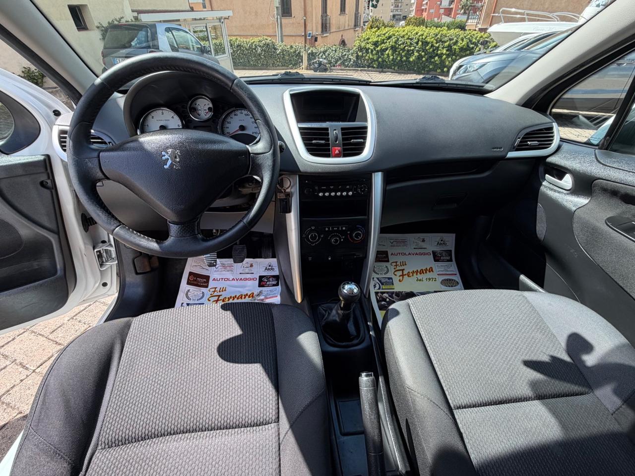 Peugeot 207 1.4 HDi 70CV 5p. Allure