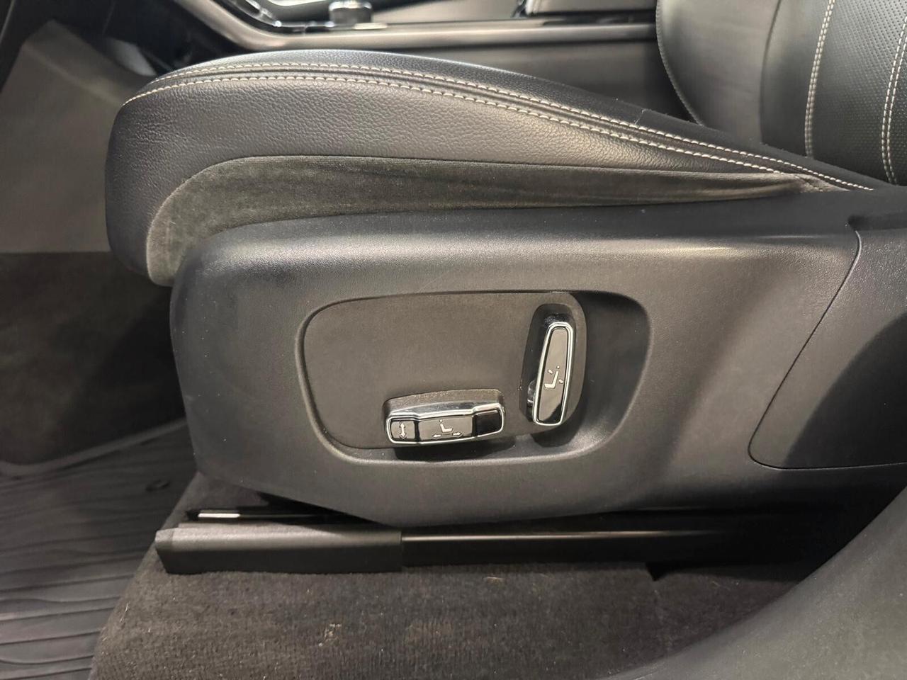 Land Rover Velar 2.0 TD4 180CV SOLO 110000KM