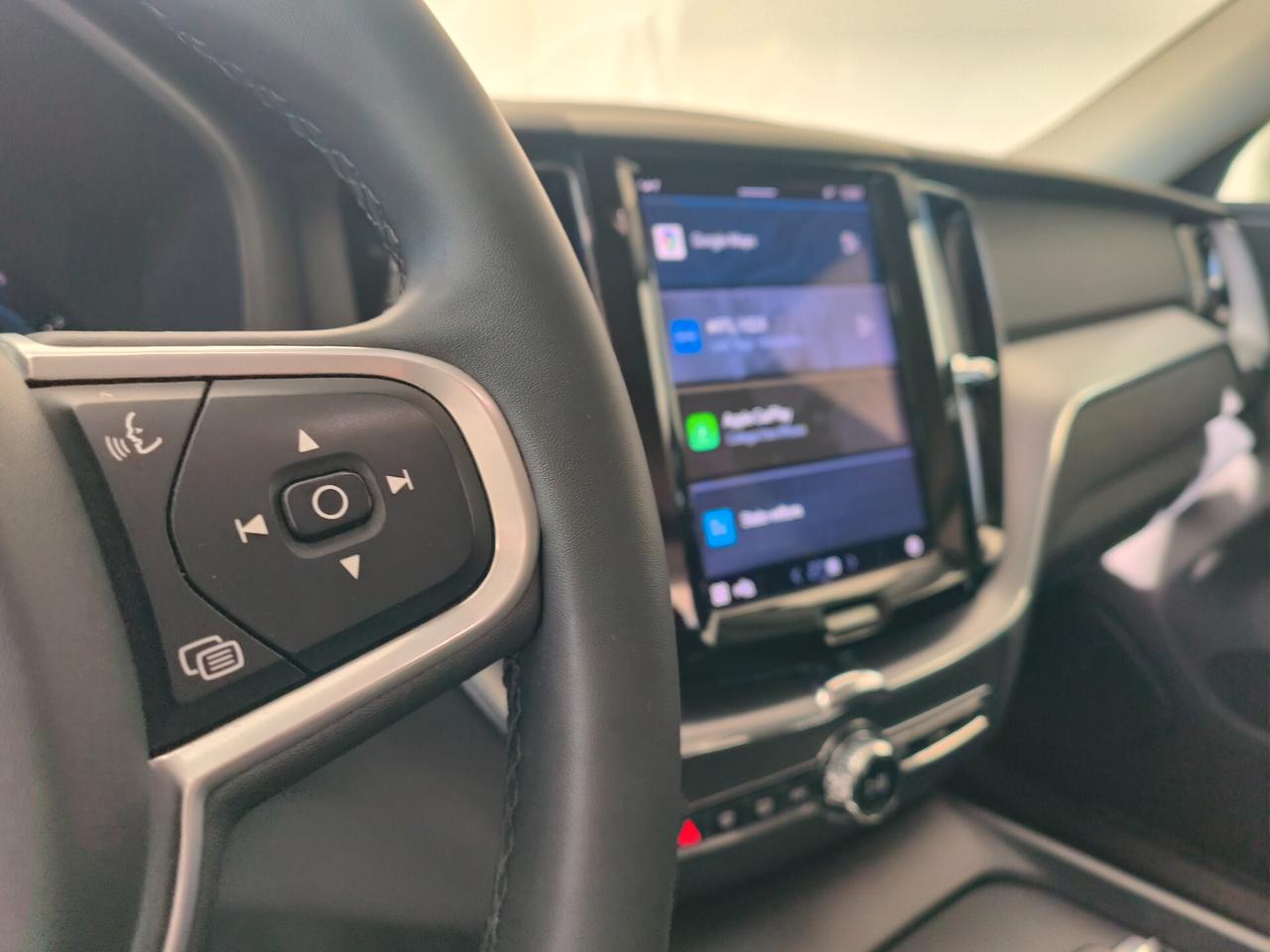 Volvo XC 60 XC60 B4 (d) AWD Geartronic Inscription