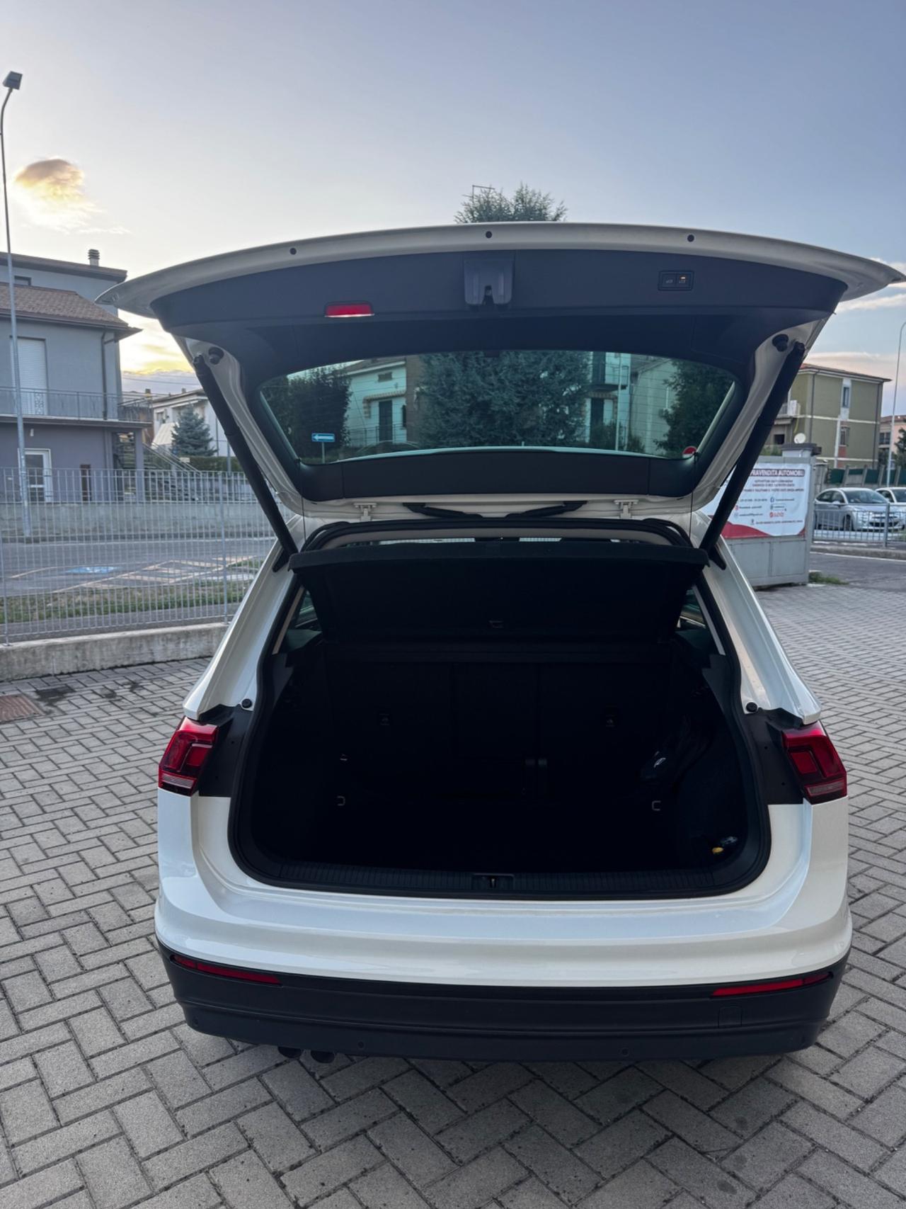 Volkswagen Tiguan 2.0 TDI SCR DSG 4MOTION Advanced BMT
