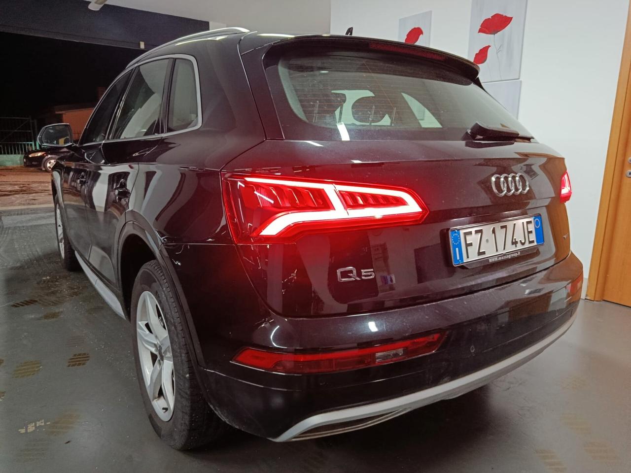 Audi Q5 35 TDI quattro S tronic Business Sport