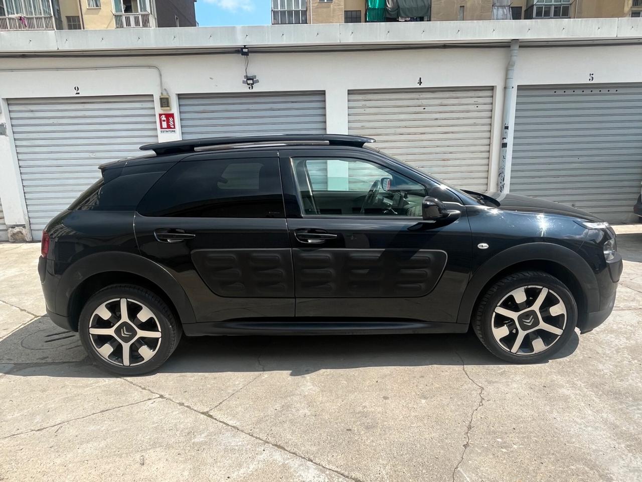 Citroen C4 Cactus PureTech 82 Shine