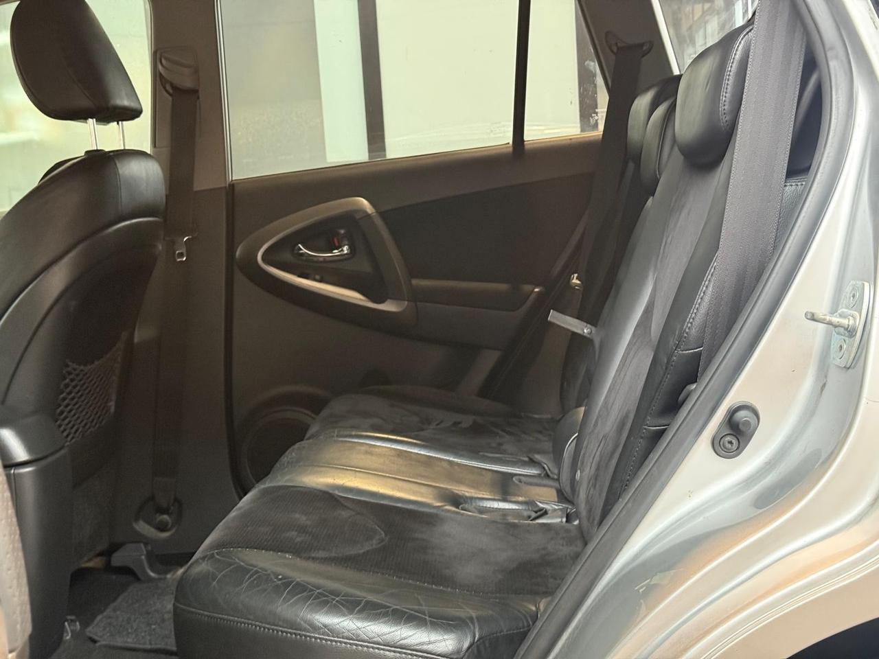 Toyota RAV 4 RAV4 Crossover 2.2 D-4D 150 CV DPF Exclusive