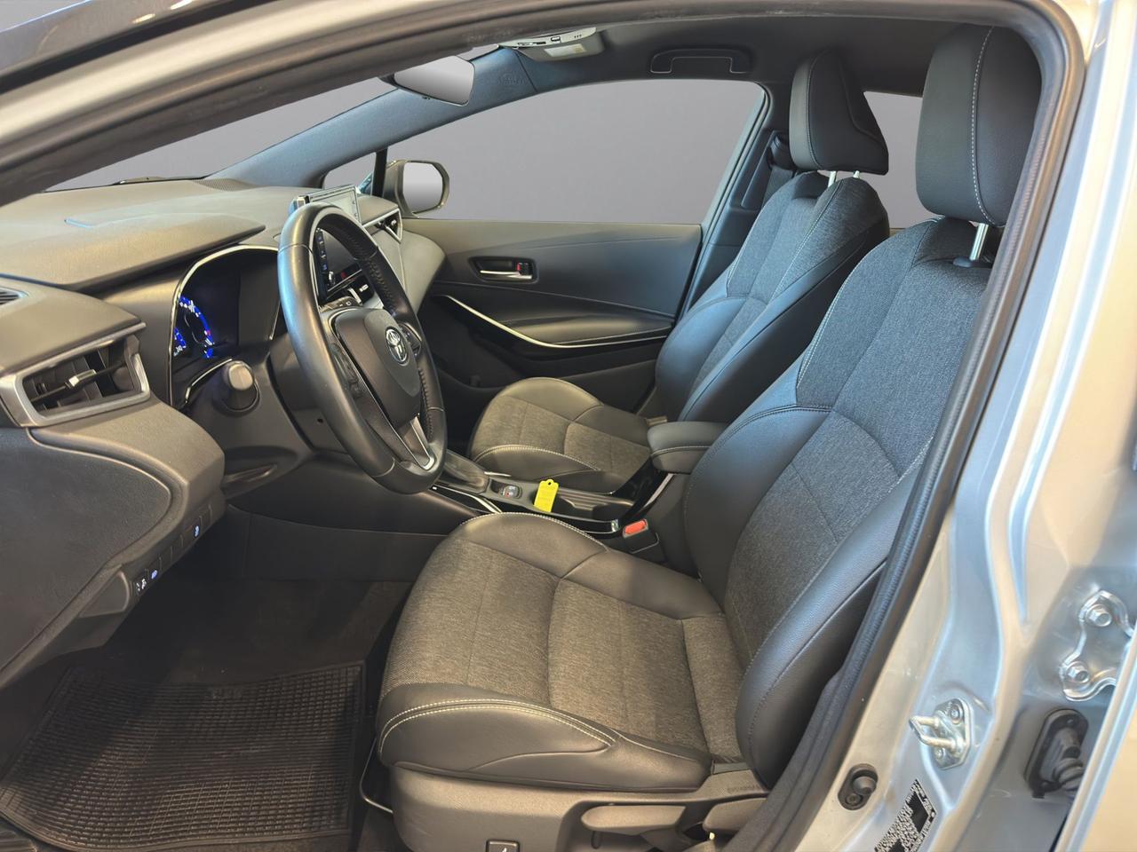 Toyota Corolla 1.8h Style cvt