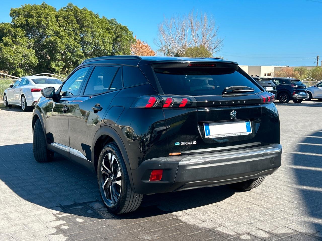Peugeot e-2008 Allure 100kW