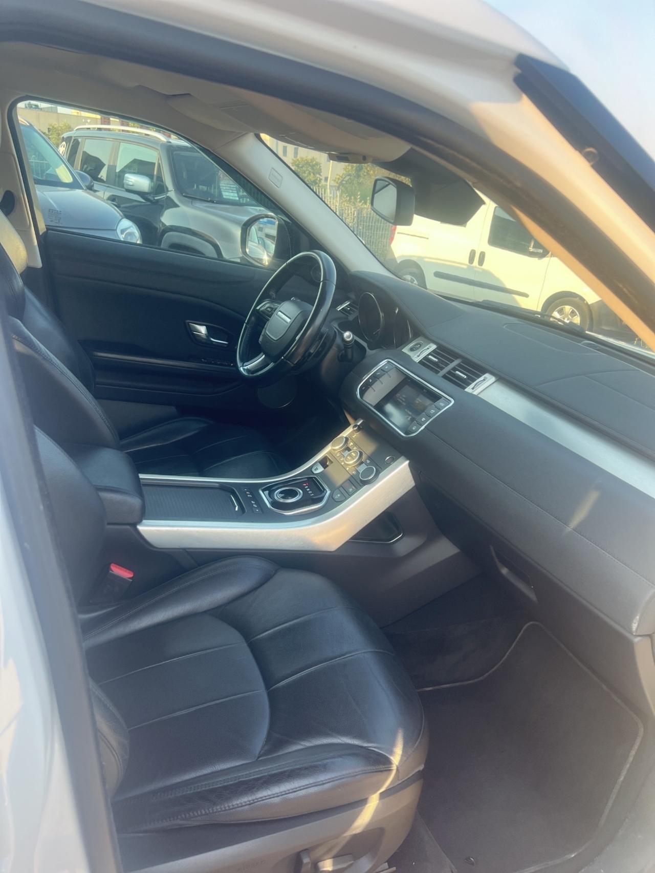 Land Rover Range Evoque 2.0 TD4 150 CV 5p. SE