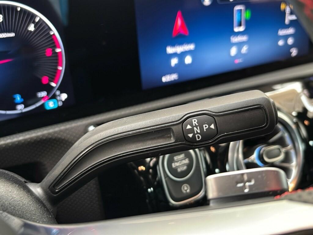 Mercedes Classe A 180 180 D Digital Edition Speedshift DCT AMG 8G