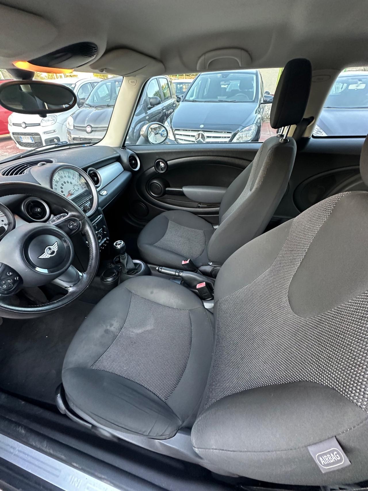 Mini Mini 1.6 16V One (55kW)