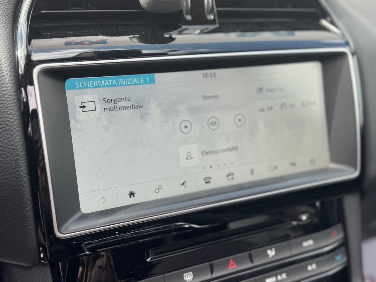 JAGUAR F-PACE 20D 180 CV PRESTIGE FULL TETTO VIRTUAL