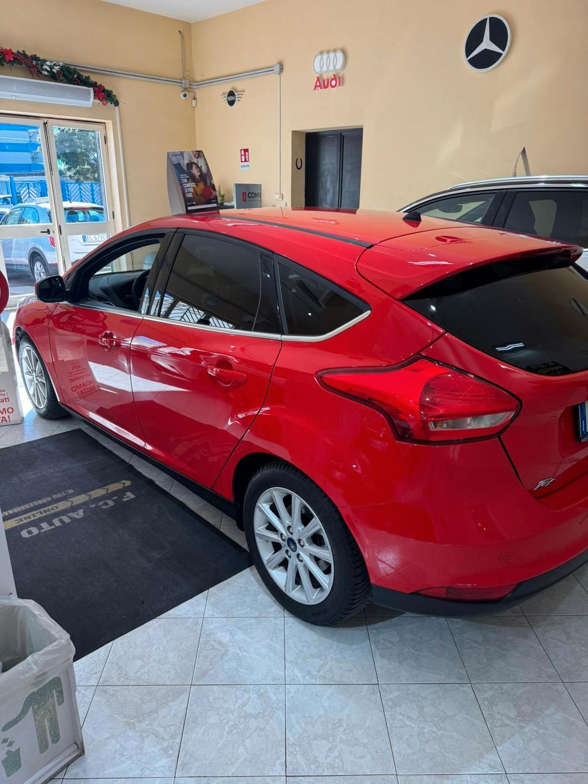 Ford Focus 1.6 120 CV GPL Titanium