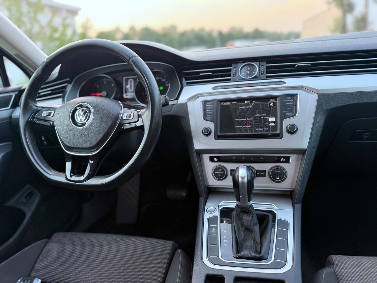 Volkswagen Passat 1.6 TDI DSG AUTOMATICO BlueMotion