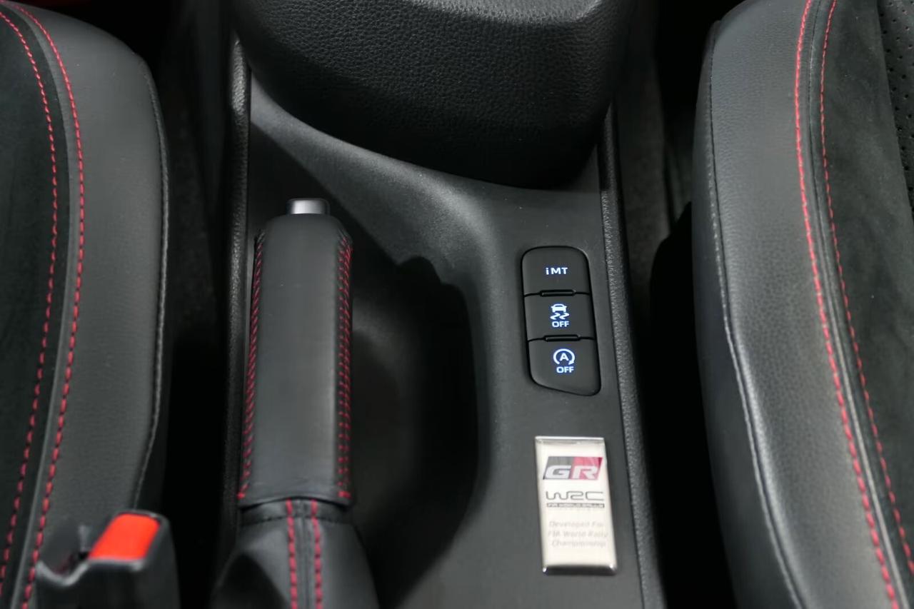 Toyota Yaris 1.6 Turbo 3 porte GR Circuit FULL KAMERA ALCANTARA