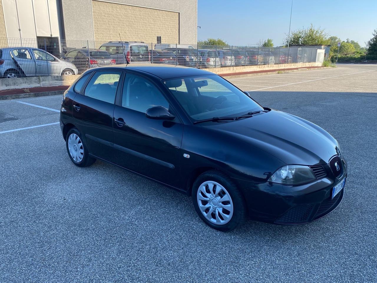 Seat Ibiza 1.2 12V 70CV 5p. Free