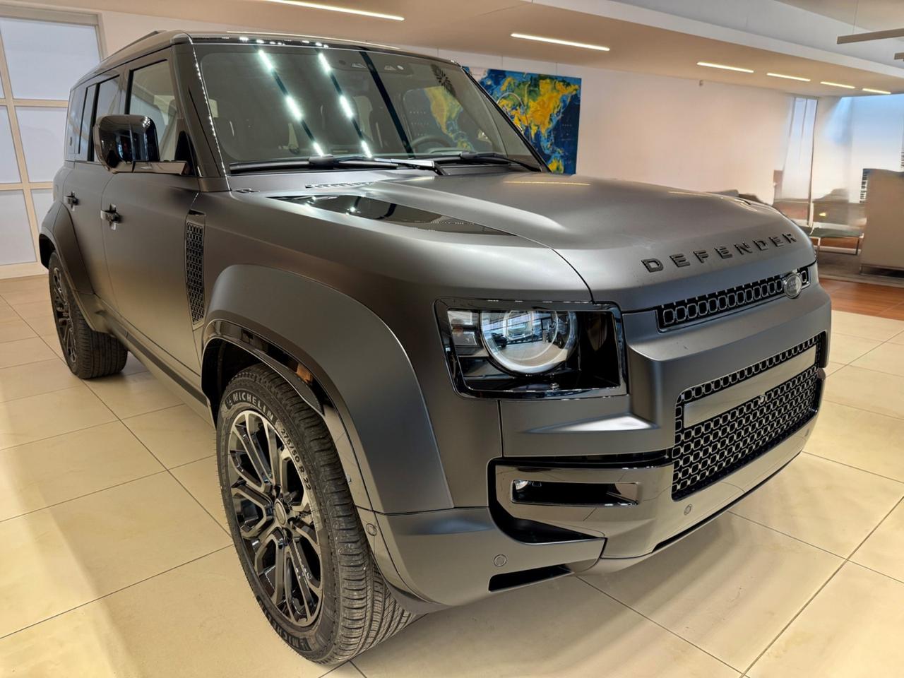 Land Rover Defender 110 4.4 V8 635 CV AWD Auto OCTA Black