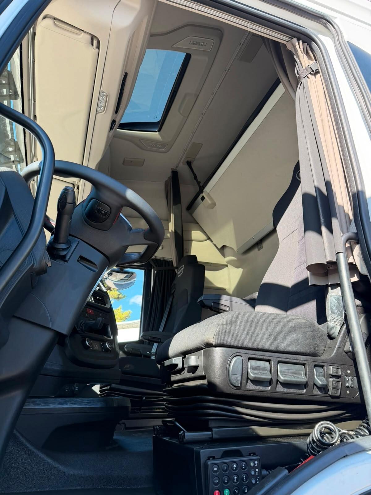 IVECO S-WAY 510