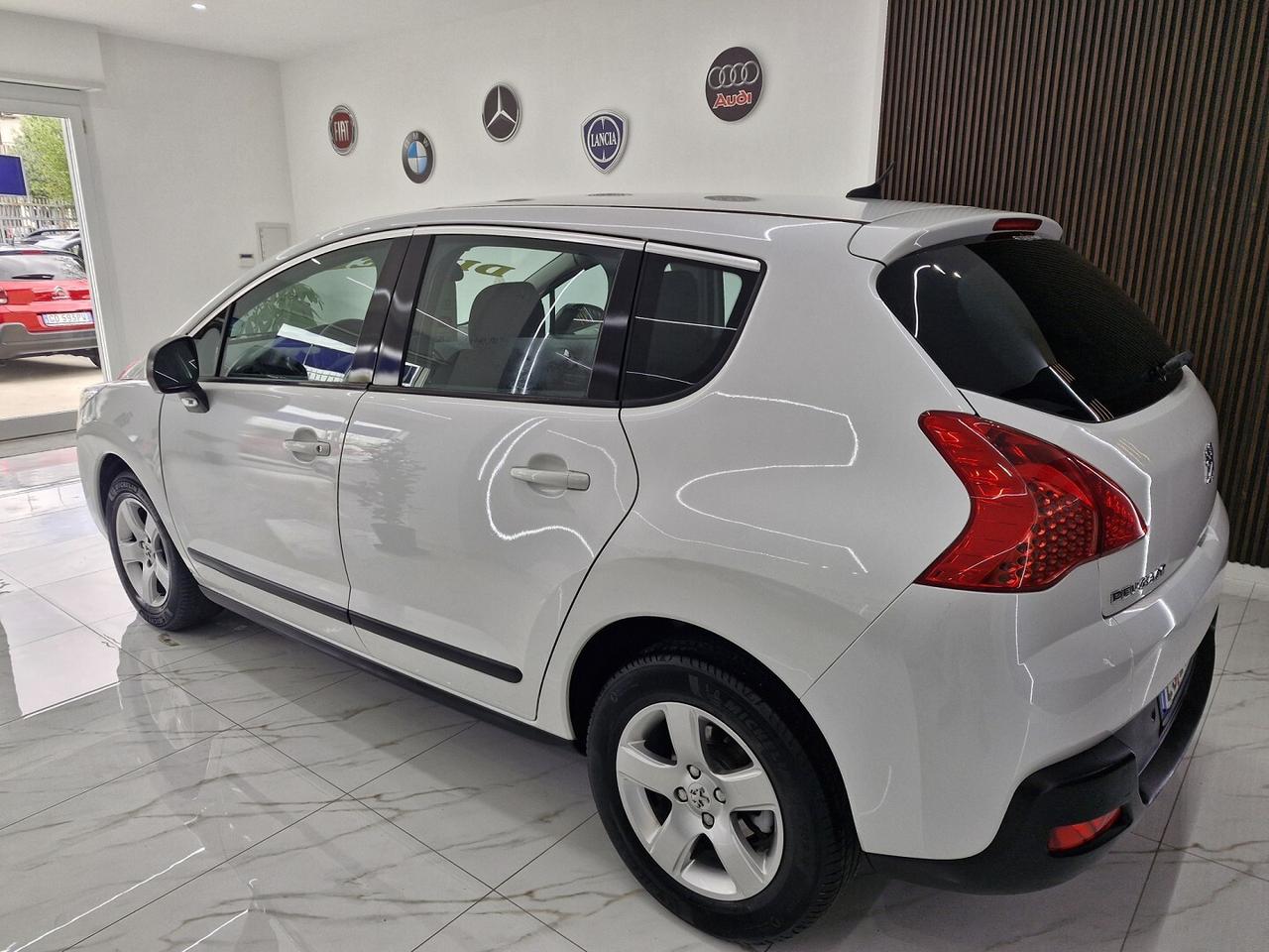 PEUGEOT 3008 1.6 Hdi 110CV Allure BIANCO PERLATO