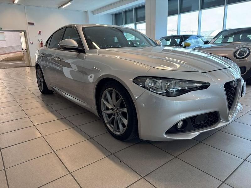 Alfa Romeo Giulia 2.2 Turbodiesel 180 CV AT8 Eco Business