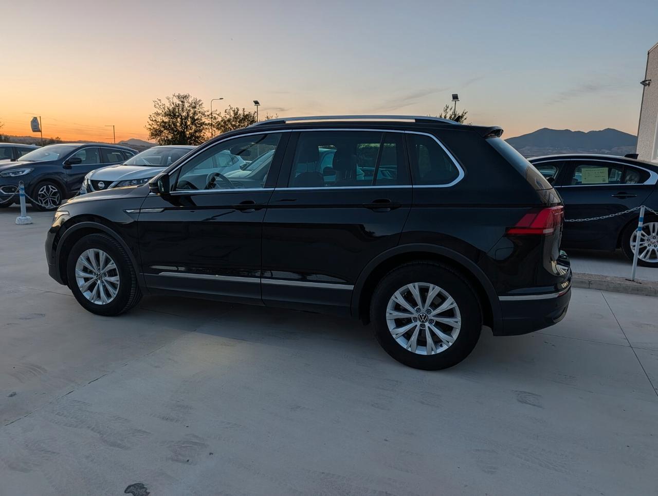 VOLKSWAGEN TIGUAN 2.0 Tdi Cambio Manuale '23