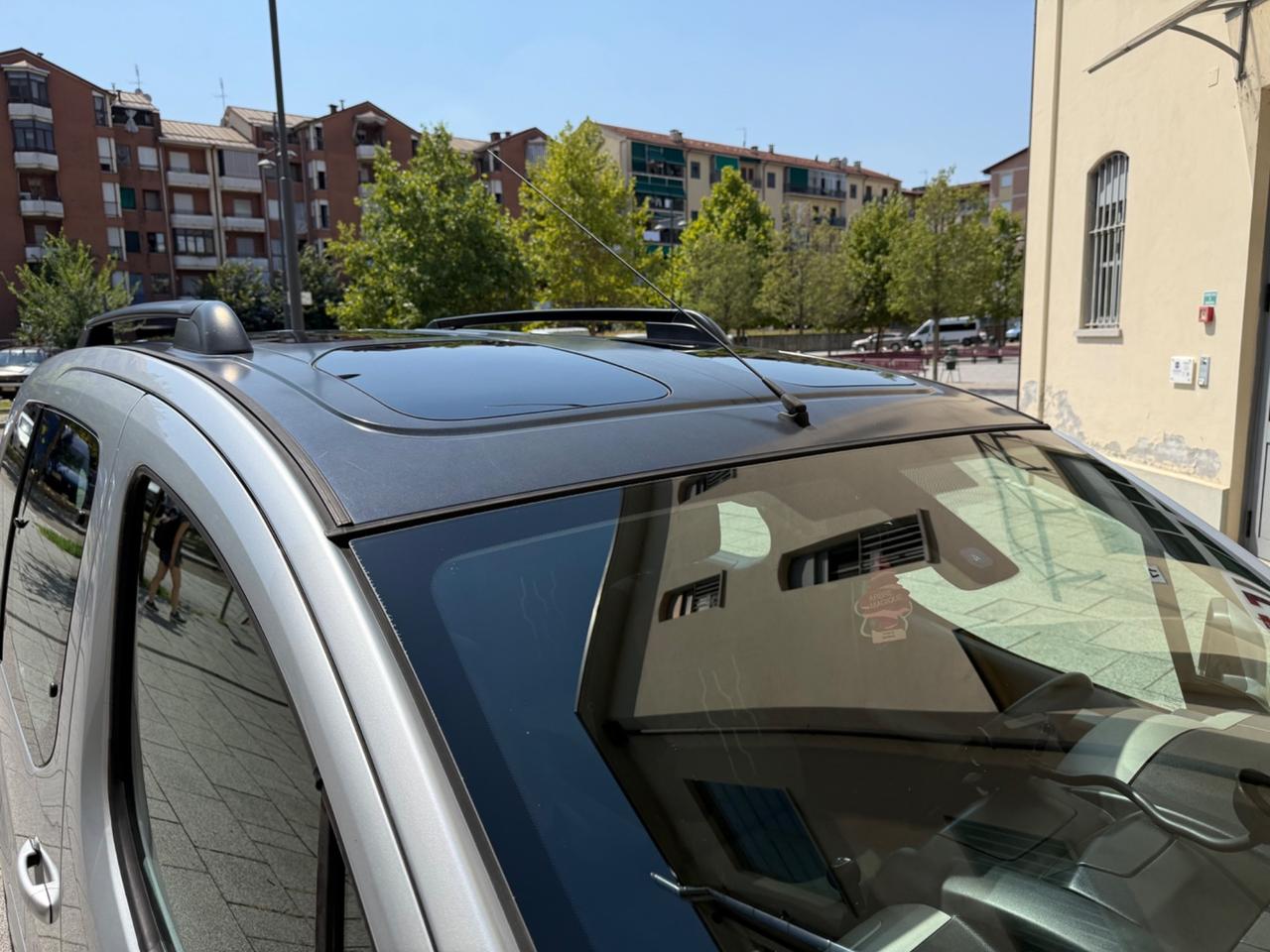 Peugeot Partner Tepee BlueHDi 100 Outdoor Style