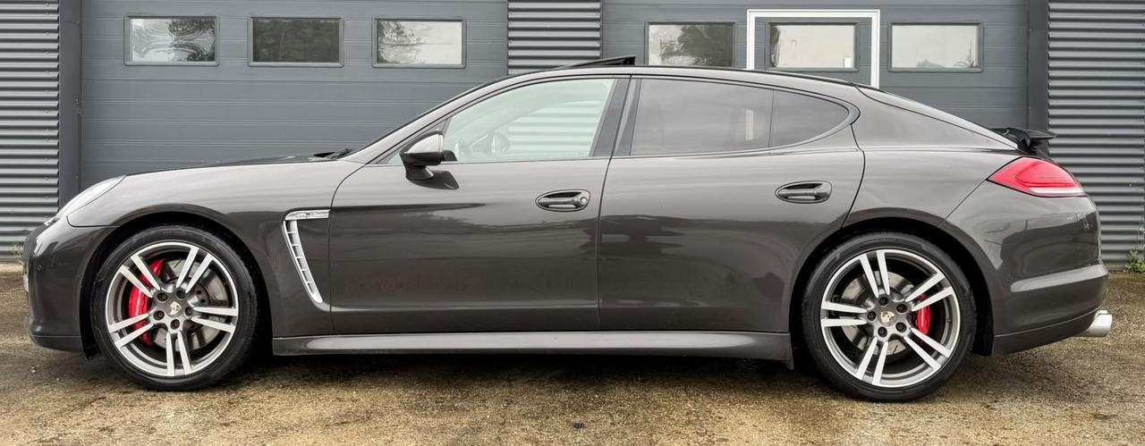 Porsche Panamera 4.8 Turbo 500cv FULL CARBONIO