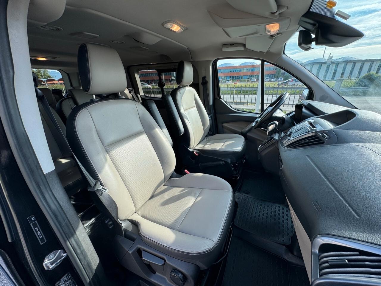 Ford Tourneo Custom Tit 2.0 TDCi 170CV Automatico PC 8posti