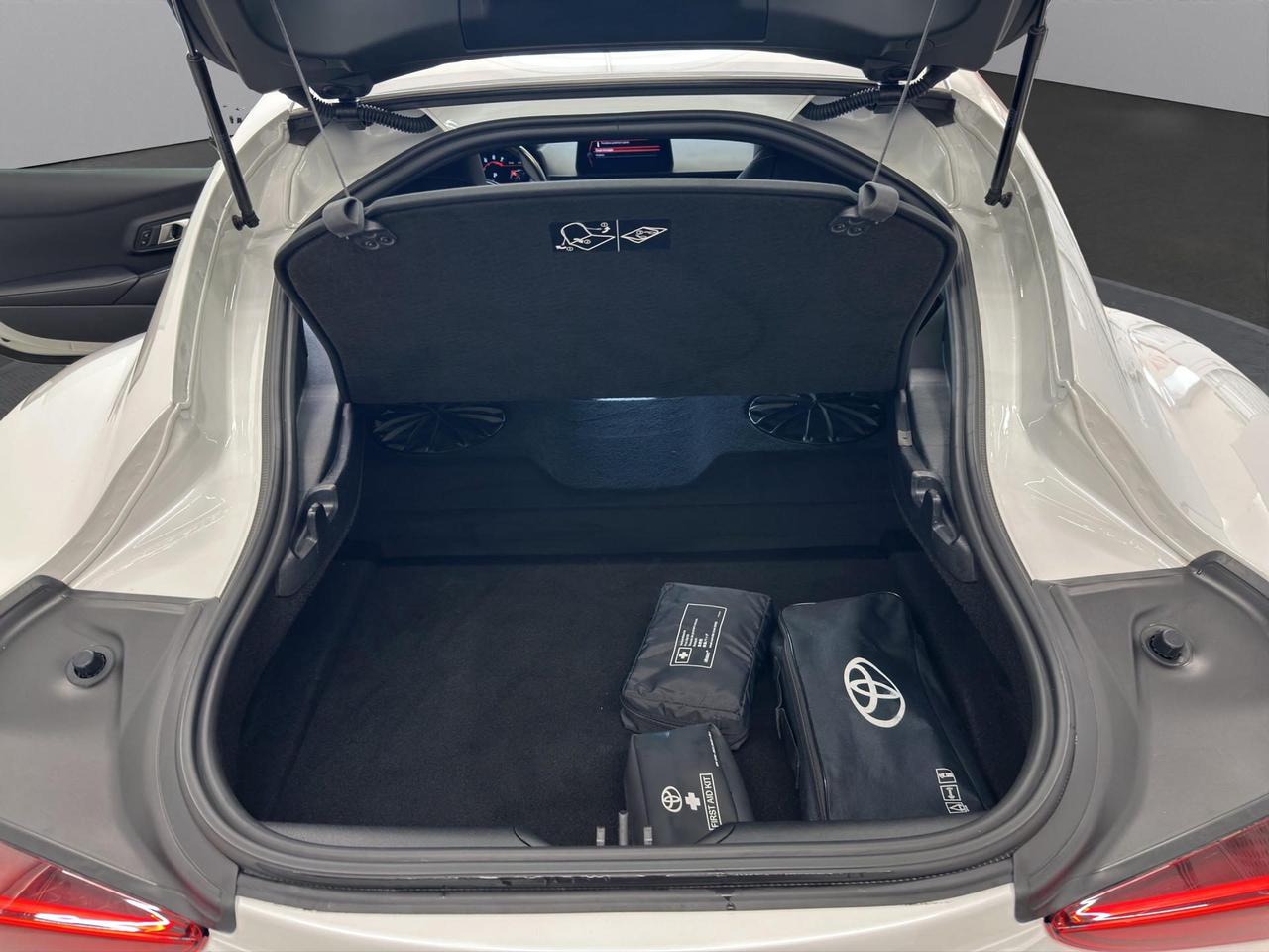 Toyota GR supra 2.0B Sport AT