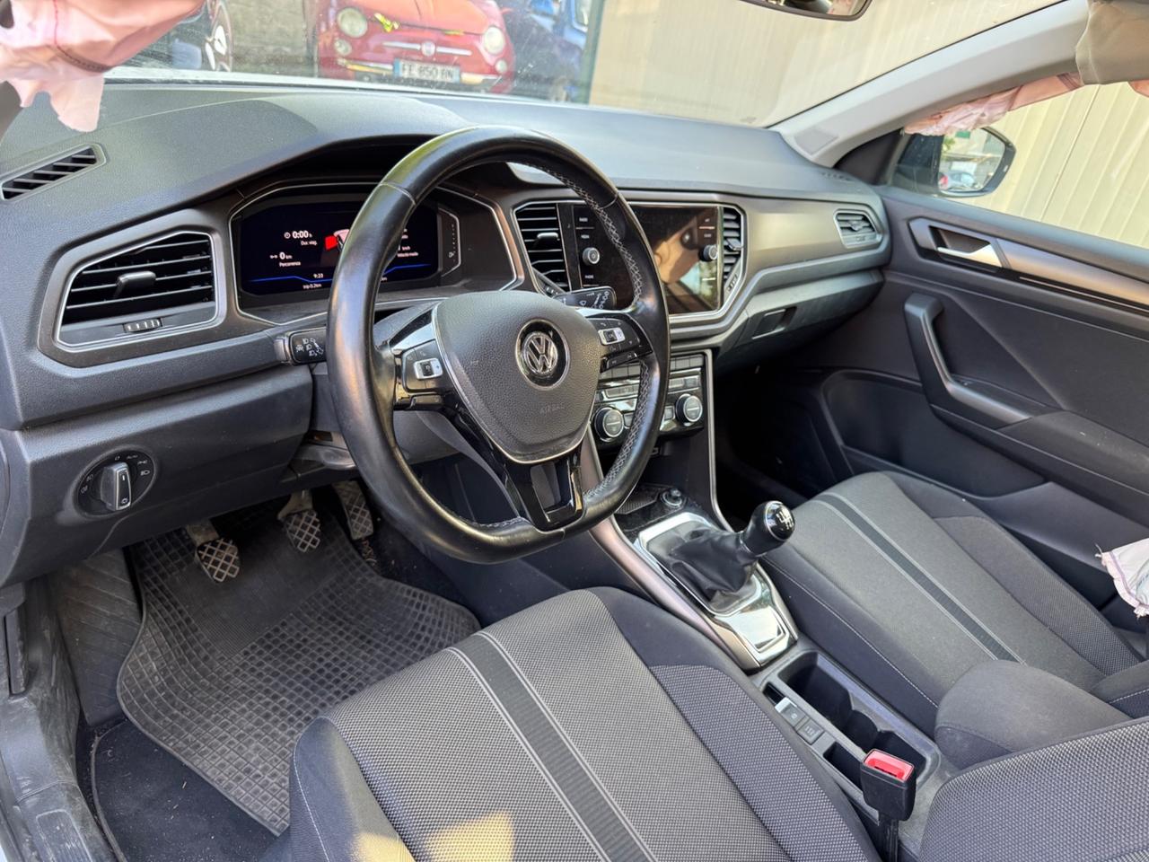 Volkswagen T-Roc 1.0 benzina sinistrata