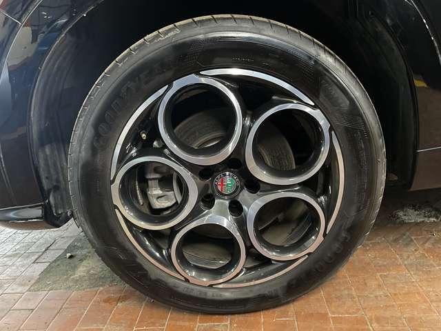 Alfa Romeo Tonale 1.3 PHEV 280cv Tributo Italiano Q4 Auto