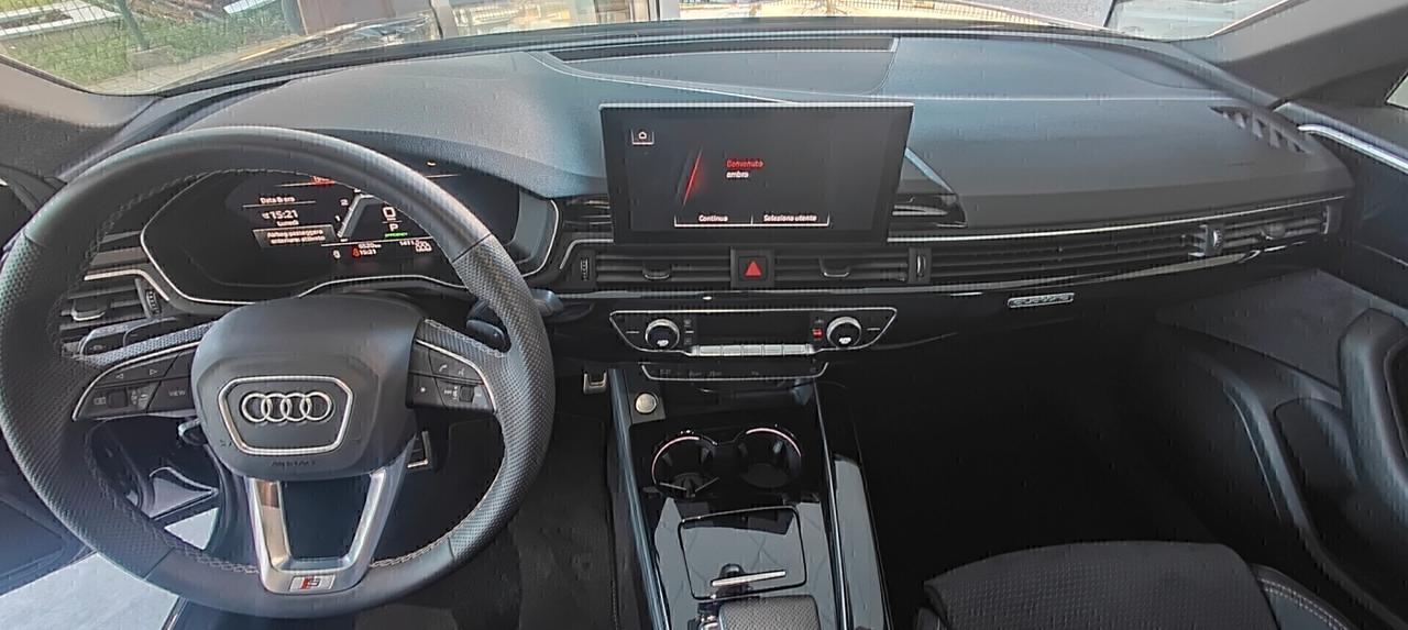 Audi A4 40 TDI quattro S tronic S line edition