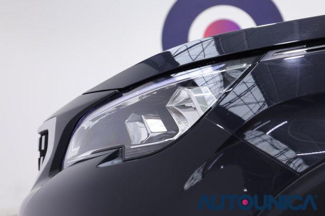 PEUGEOT 3008 BLUEHDI 130 S&S EAT8 ALLURE FARI LED NEOPATENTATI