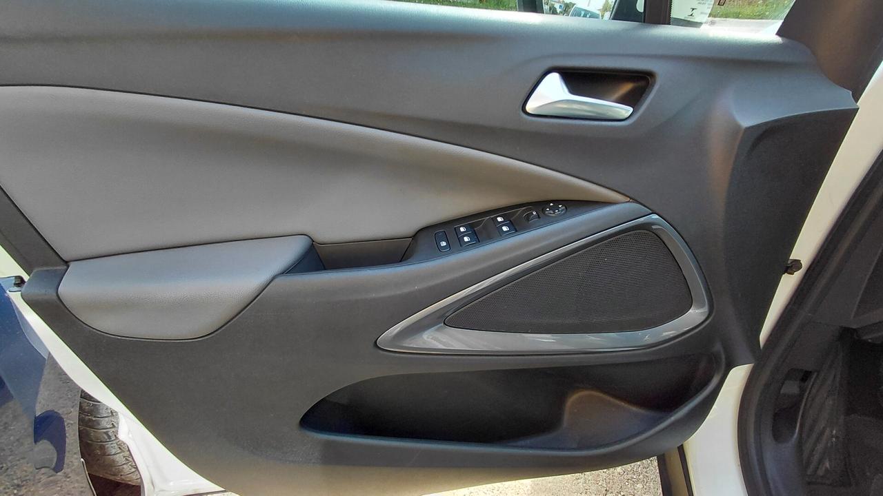 Opel Crossland 1.5 ECOTEC D 110 CV 29'000km Unicopr