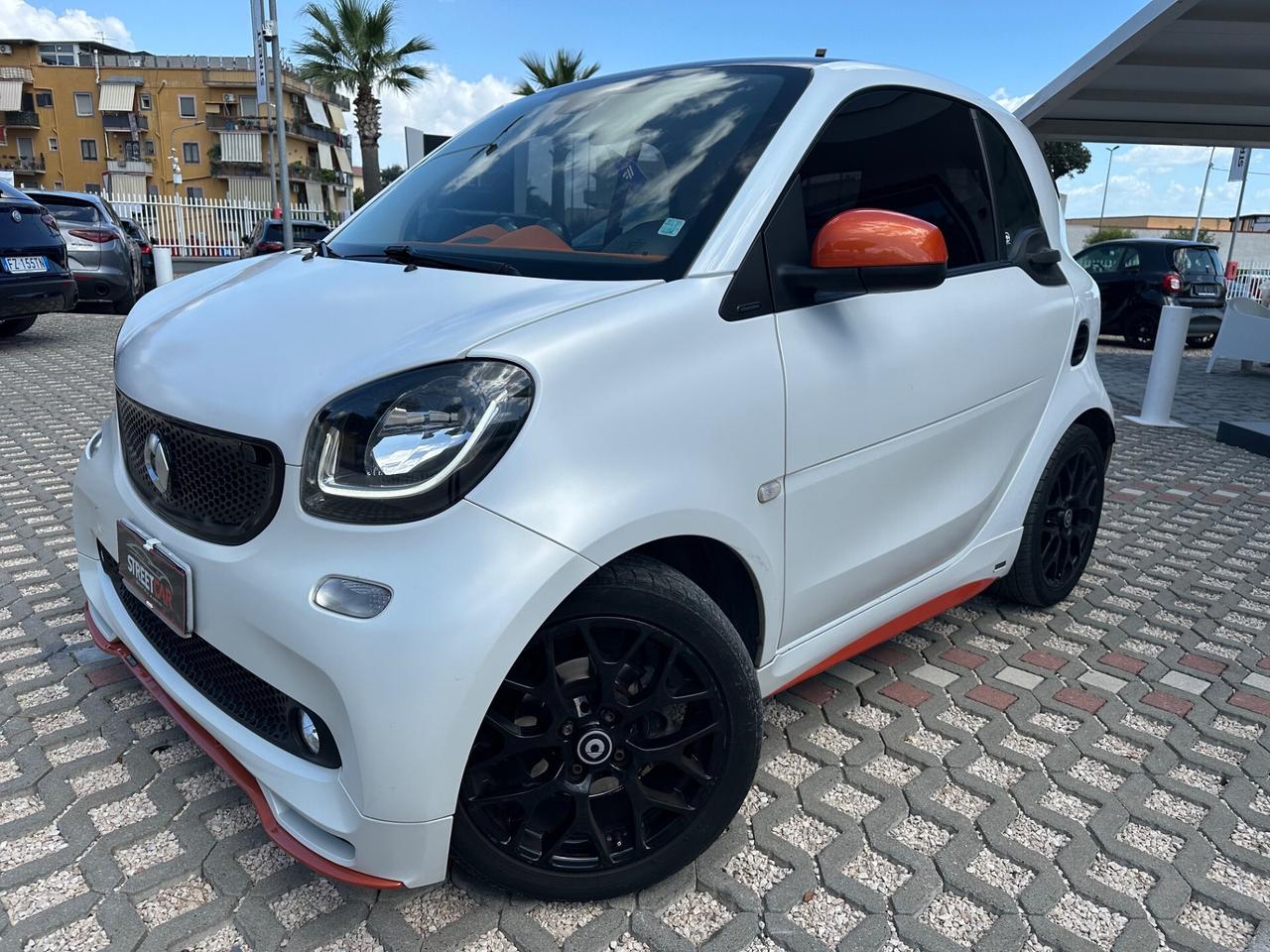 Smart ForTwo BRABUS 0.9 Turbo twinamic parisblue Xclusive