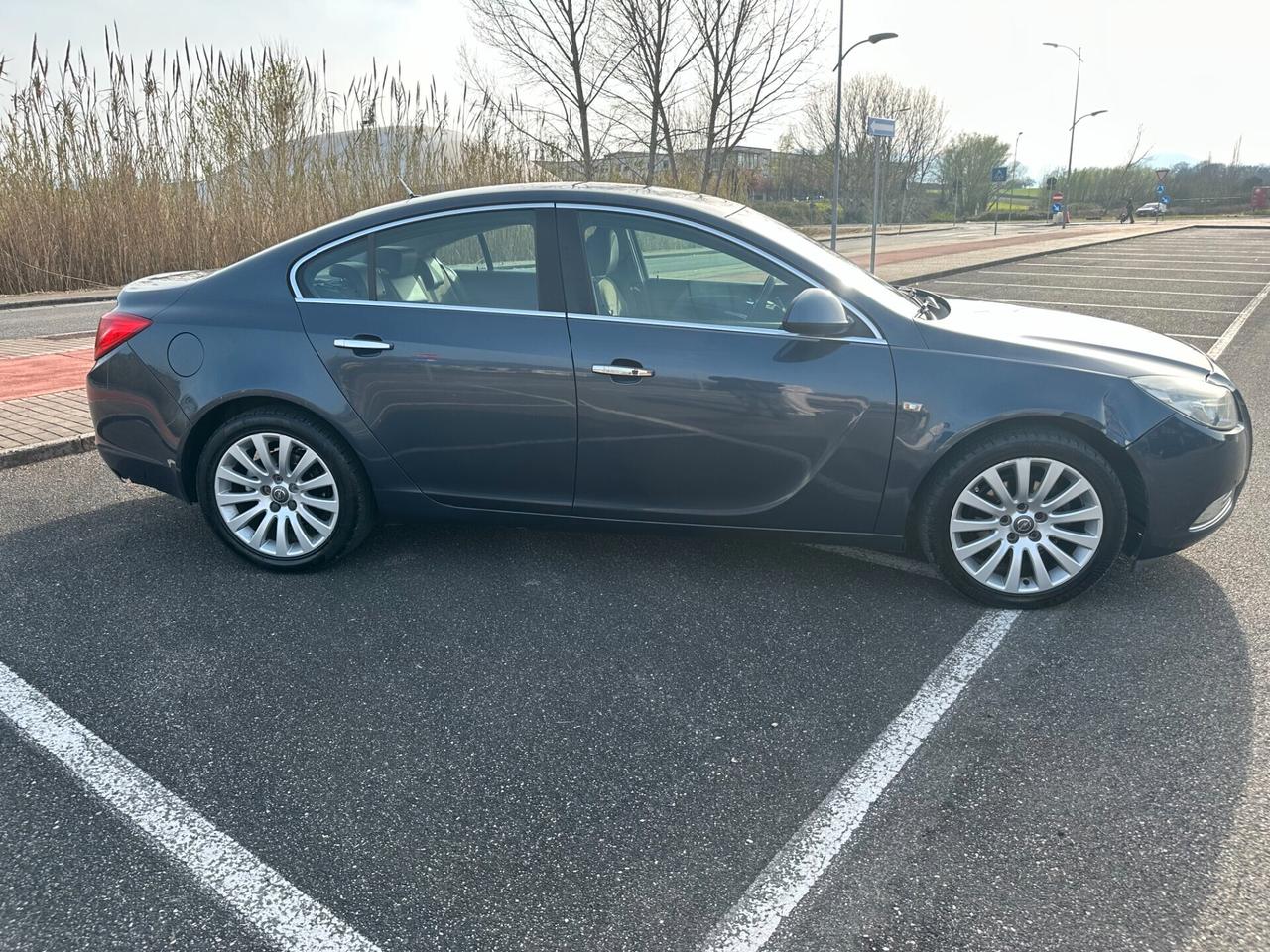 Opel Insignia 2.0 CDTI 160CV 4 porte