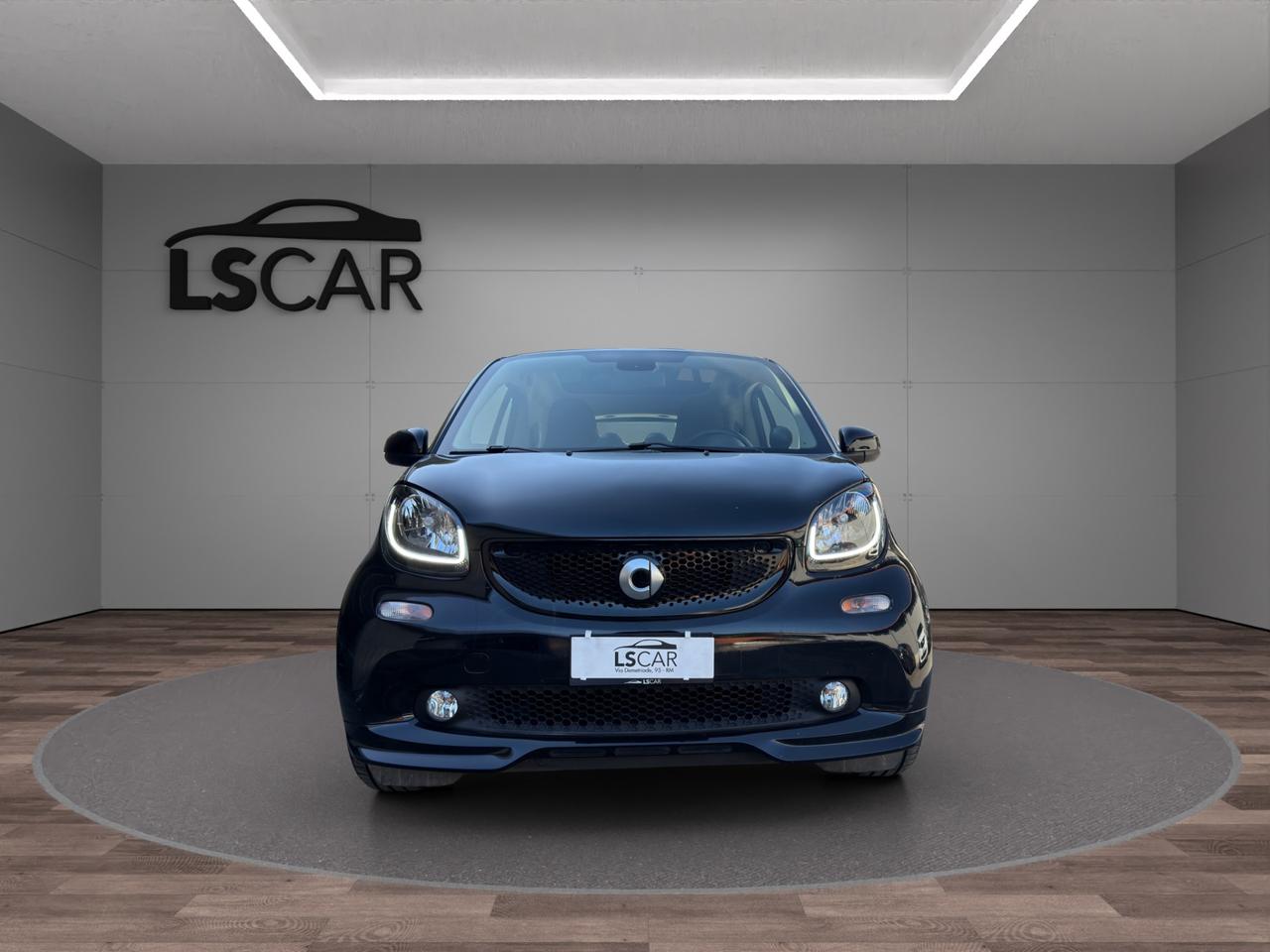 Smart fortwo coupe 0.9 Turbo Allestimento Brabus 90cv - Unico proprietario - Cerchi in lega - Luci Led - Tetto panoramico - Schermo touch