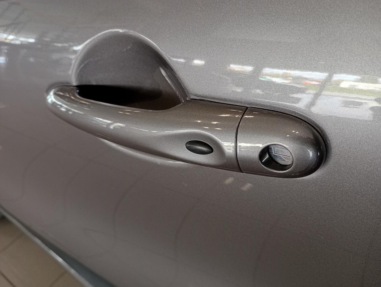 Renault Captur TCe 12V 90 CV - NEOPATENTATI