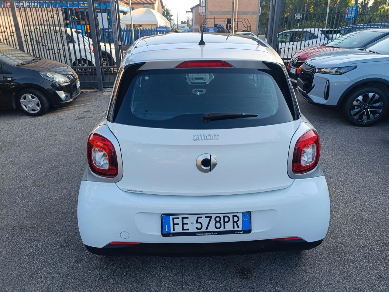 Smart ForFour 70 1.0 Youngster